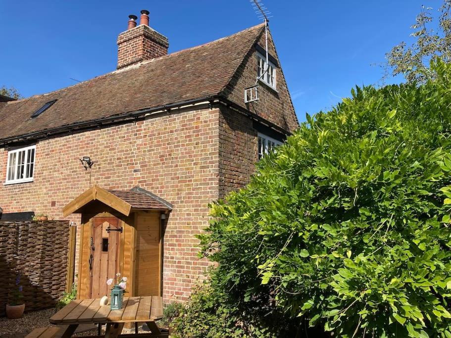 Wingham Beautiful 500 Year Old Listed Kentish Cottage المظهر الخارجي الصورة